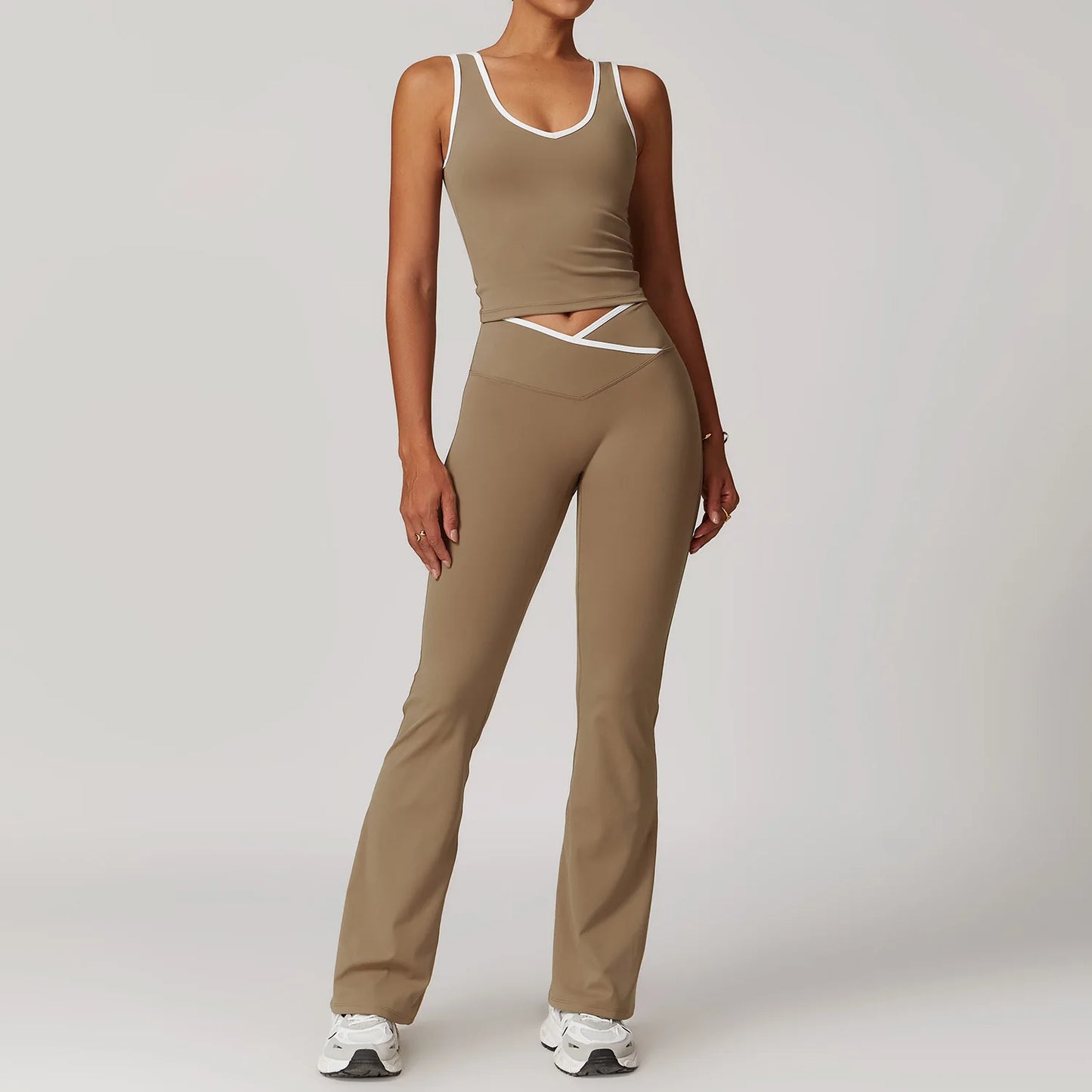 New Trendy Women’s 2-Piece Yoga Set